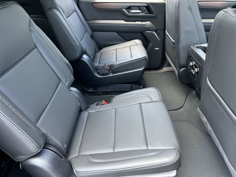 New 2026 GMC Yukon XL Denali w/ Sun & Power Step Package AWD/4WD image 28