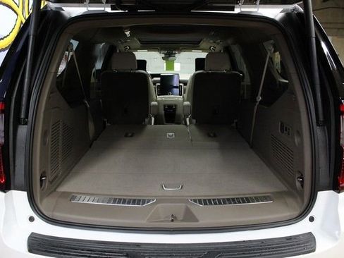 New 2026 GMC Yukon XL Denali w/ Denali Reserve Package AWD/4WD image 6
