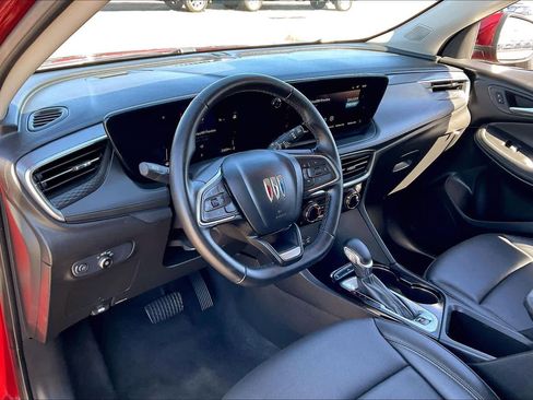 Used 2024 Buick Encore GX Sport Touring image 19