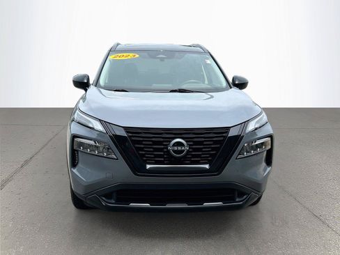 Used 2023 Nissan Rogue SV w/ SV Premium B Package FWD image 9