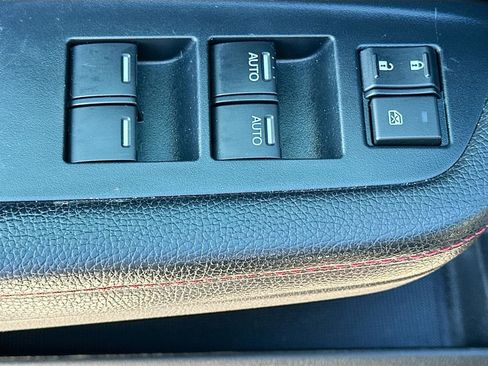 Used 2022 Honda Pilot Black Edition image 18