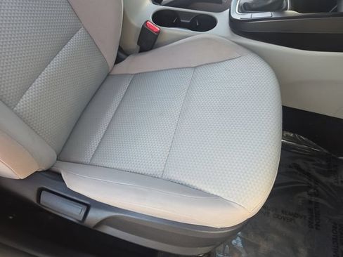 Used 2023 Kia Soul LX FWD image 29
