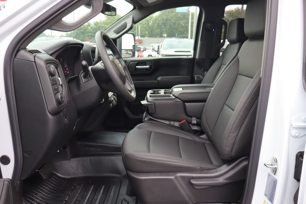 New 2026 Chevrolet Silverado 3500 W/T AWD/4WD image 5