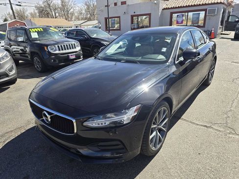 Used 2017 Volvo S90 T6 Momentum w/ Vision Package image 23