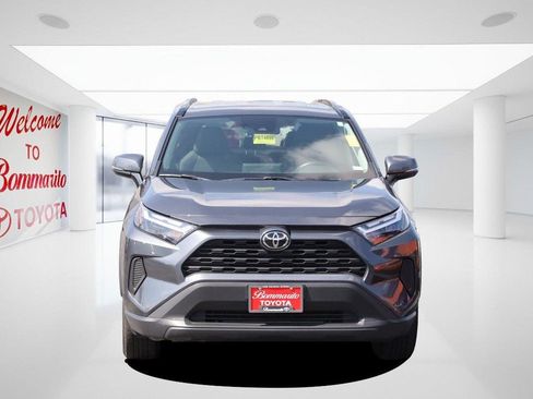 Used 2025 Toyota RAV4 XLE w/ Weather Package AWD/4WD image 4