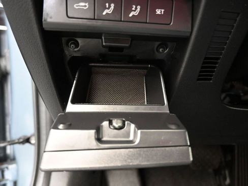 Used 2022 MAZDA MAZDA3 s image 27