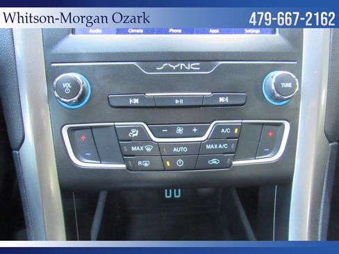 Used 2020 Ford Fusion SE image 38