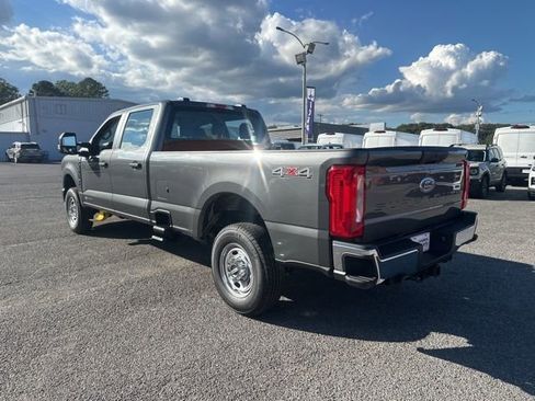 New 2026 Ford F250 XL AWD/4WD image 5