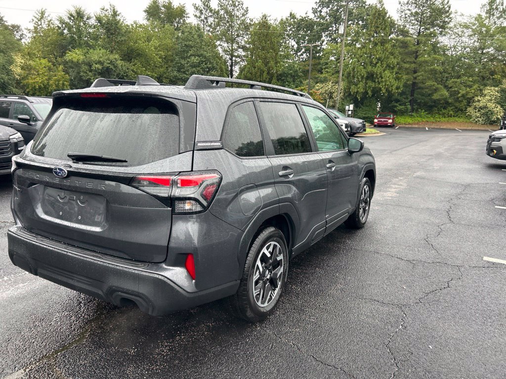 Certified 2026 Subaru Forester Premium w/ Base/Premium Plus Package AWD/4WD image 4