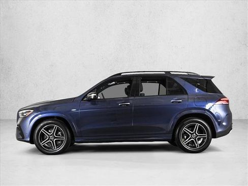 Used 2025 Mercedes-Benz GLE 450e 4MATIC image 9
