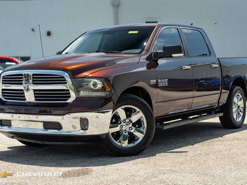 Used 2015 RAM 1500 Lone Star RWD image 1