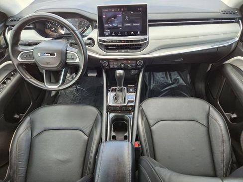 Used 2022 Jeep Compass Limited image 25