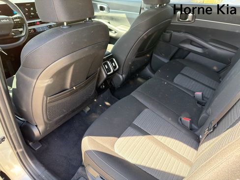 New 2026 Kia Sorento LX FWD image 19