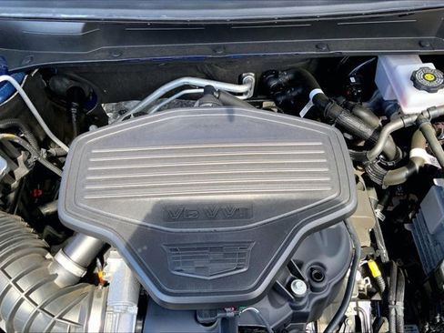 Used 2023 Cadillac XT5 Premium Luxury w/ Technology Package AWD/4WD image 32
