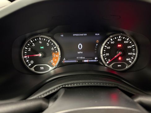 Used 2016 Jeep Renegade Limited AWD/4WD image 16