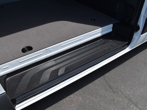 New 2025 Mercedes-Benz Sprinter 2500 image 8