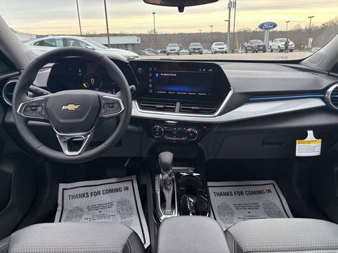 New 2026 Chevrolet Trax LT w/ Driver Confidence Package image 13