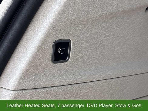 Used 2017 Chrysler Pacifica Touring-L FWD image 15