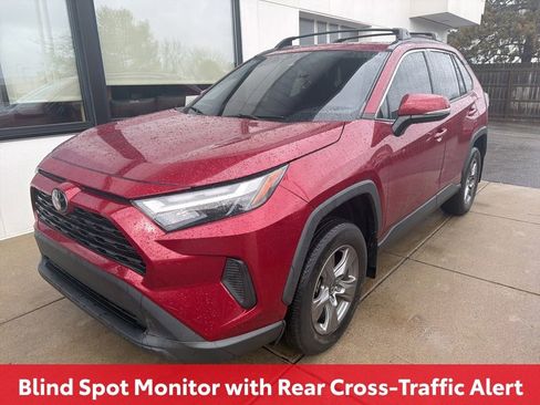 Certified 2022 Toyota RAV4 XLE w/ Convenience Package image 10