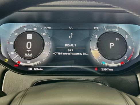Used 2025 Land Rover Range Rover Sport SE AWD/4WD image 12