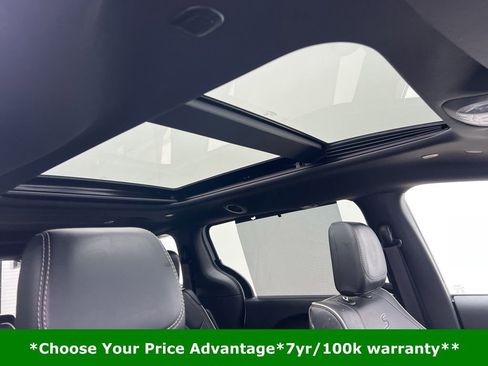 Certified 2025 Chrysler Pacifica Limited image 35