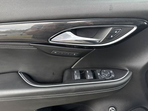Used 2023 Buick Envision Essence w/ Sport Touring Package AWD/4WD image 19