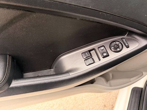 Used 2014 Kia Forte Koup EX image 29