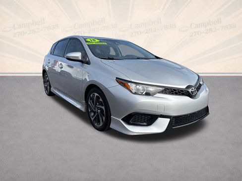 Used 2018 Toyota Corolla iM image 7