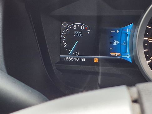 Used 2014 Ford Explorer XLT w/ Equipment Group 202A image 18