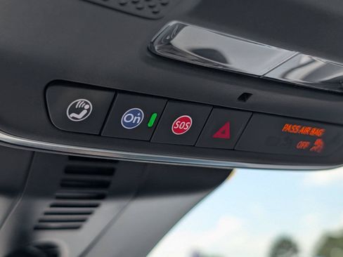 Used 2026 Chevrolet Traverse High Country w/ LPO, Floor Liner Package FWD image 28