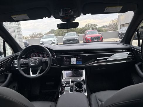 Used 2025 Audi Q7 2.0T Premium w/ Convenience Plus Package image 20