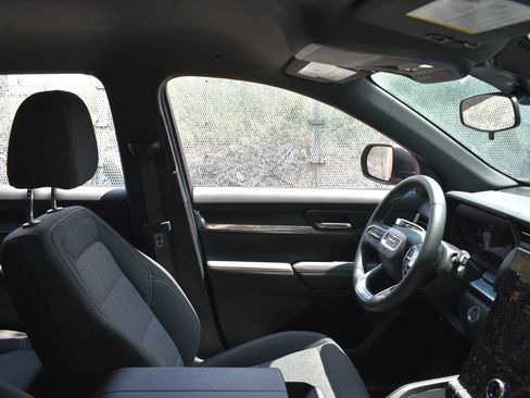 Used 2026 GMC Terrain Elevation FWD image 18