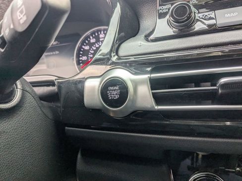 Used 2023 Kia Seltos SX image 25