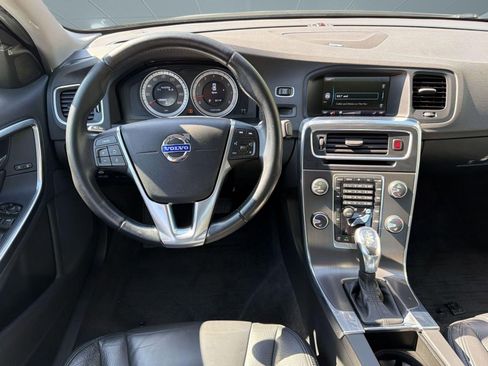 Used 2013 Volvo S60 T5 image 27