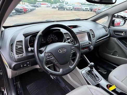 Used 2015 Kia Forte EX w/ Premium Package FWD image 13