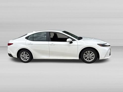 Used 2025 Toyota Camry LE FWD image 3