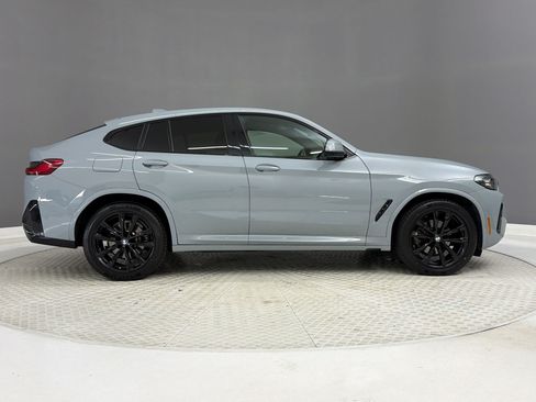 Used 2023 BMW X4 xDrive30i w/ M Sport Package AWD/4WD image 8