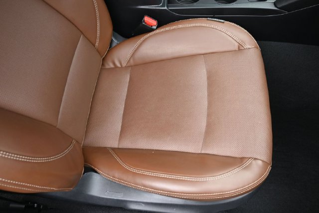 Used 2019 Subaru Outback 2.5i Touring w/ Popular Package #3A AWD/4WD image 34
