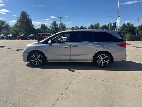 Used 2018 Honda Odyssey Elite image 8