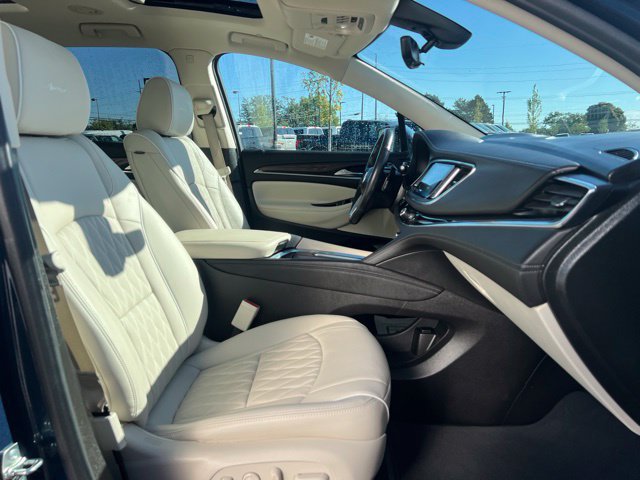 Used 2024 Buick Enclave Avenir w/ Avenir Technology Package AWD/4WD image 11