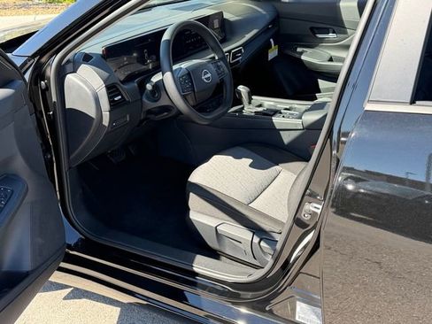 New 2026 Nissan Sentra SV FWD image 11