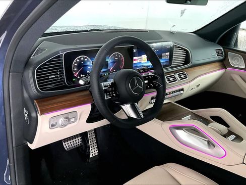 New 2026 Mercedes-Benz GLS 450 4MATIC image 10