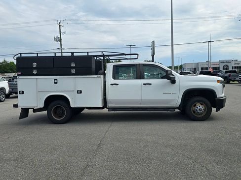 Used 2022 Chevrolet Silverado 3500 W/T w/ WT Fleet Convenience Package AWD/4WD image 2