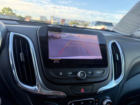 Used 2019 Chevrolet Equinox Premier AWD/4WD image 19