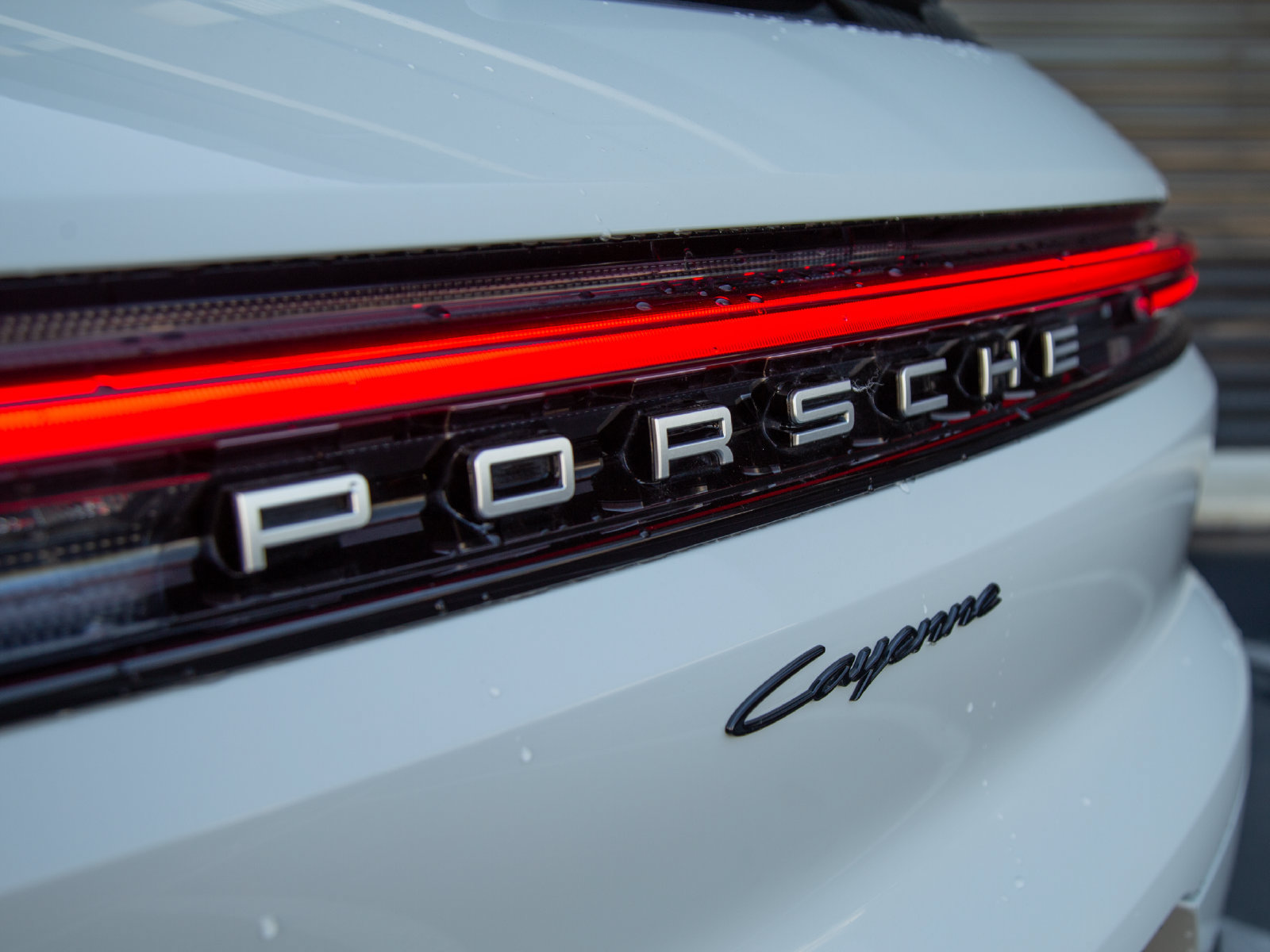 Certified 2024 Porsche Cayenne AWD/4WD image 8