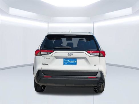 Used 2023 Toyota RAV4 LE FWD image 5
