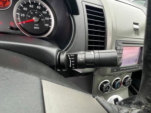 Used 2011 Nissan Sentra 2.0 SR w/ Special Edition Pkg image 12