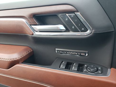 Used 2024 GMC Sierra 1500 Denali Ultimate image 13