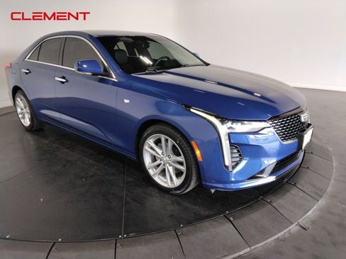 Used 2023 Cadillac CT4 Luxury image 3