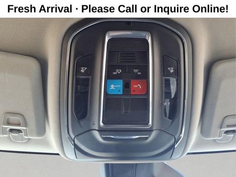 Used 2023 Jeep Grand Cherokee Laredo AWD/4WD image 20